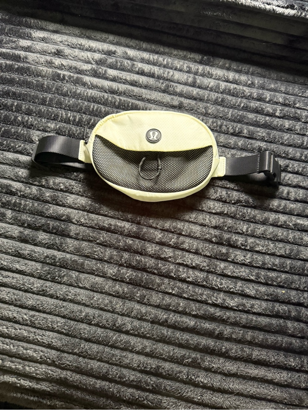 lululemon athletica take it on cream  Belt Bag with Front Mesh Pocket